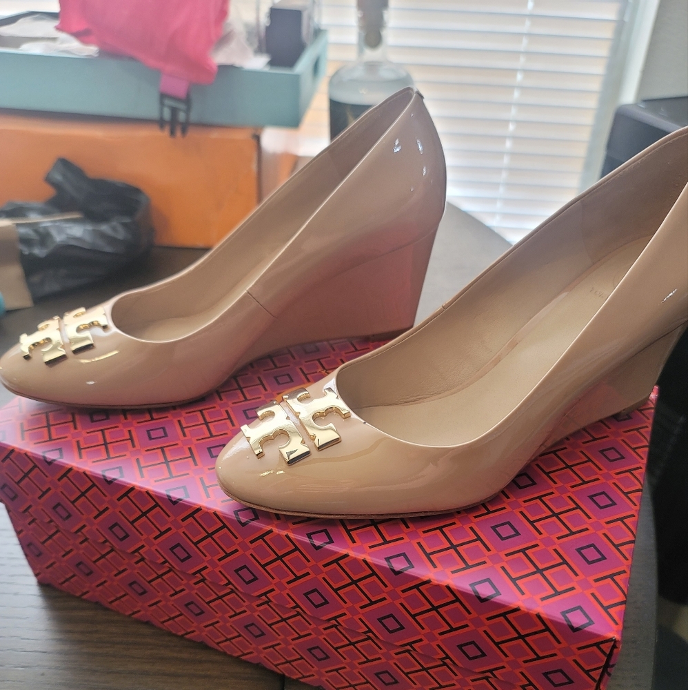 Tory Burch Raleigh wedge-Tory Beige